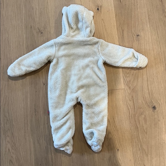 Magnetic me baby bunting 6-9 months - Picture 4 of 5